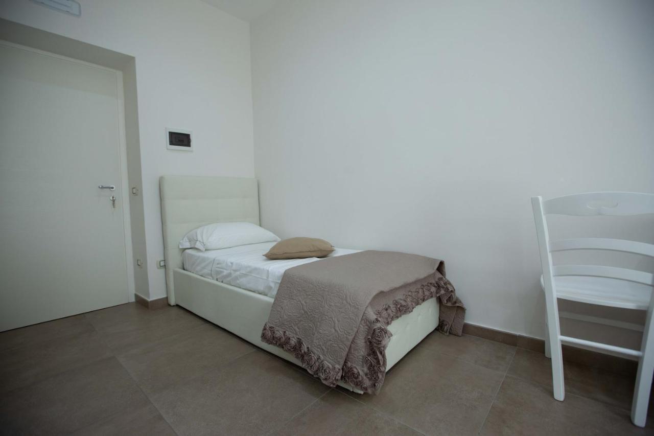 Philip Royal Bed & Breakfast Napoli Bagian luar foto