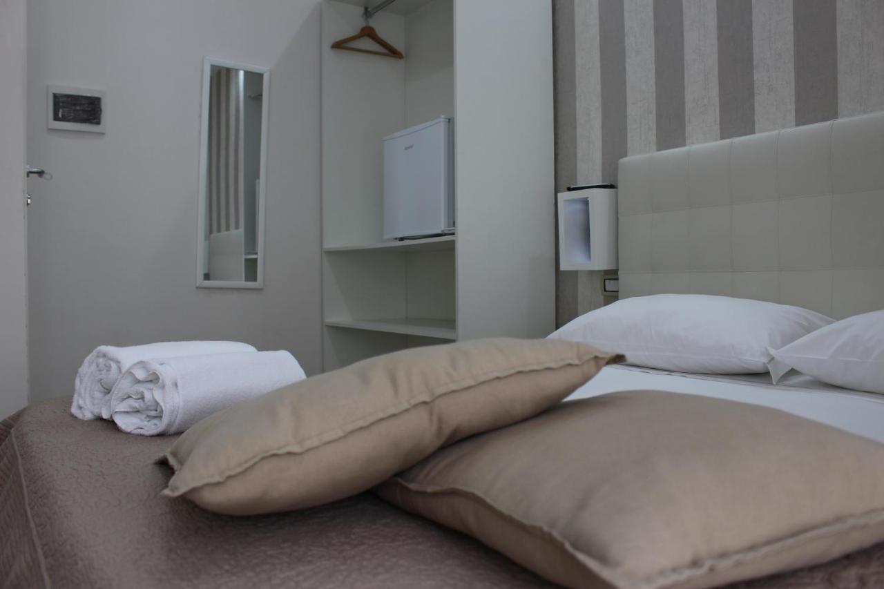 Philip Royal Bed & Breakfast Napoli Bagian luar foto